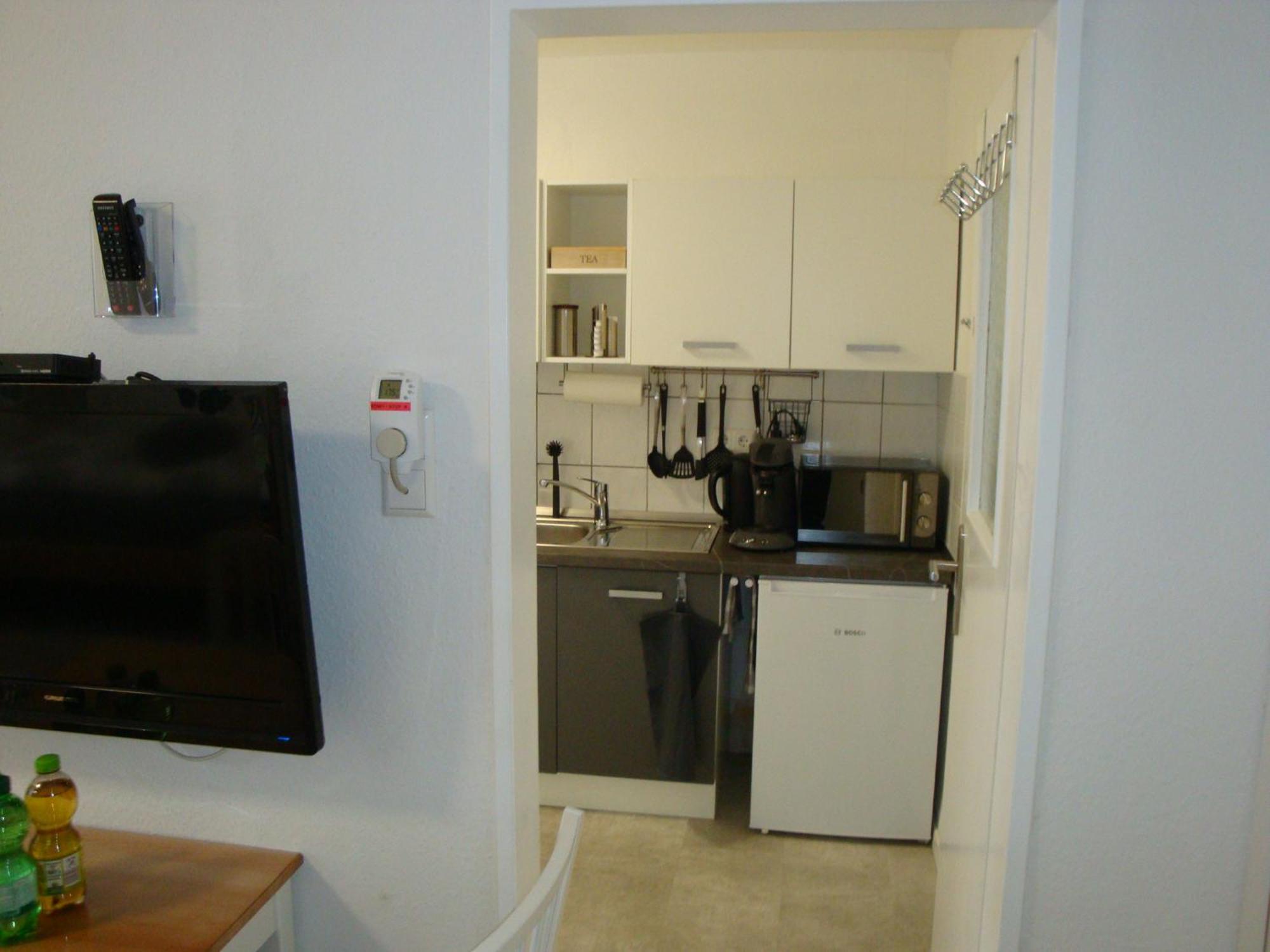 Cenet 1 Zimmer Apartment Зинделфинген Екстериор снимка