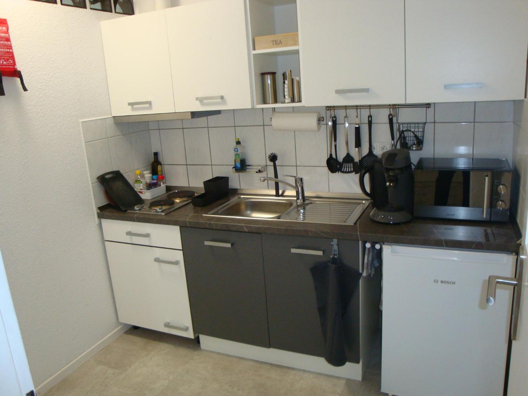 Cenet 1 Zimmer Apartment Зинделфинген Екстериор снимка
